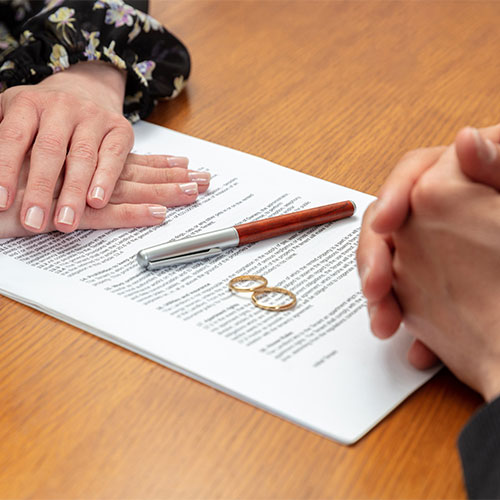 Deal divorce lawyer and legal services